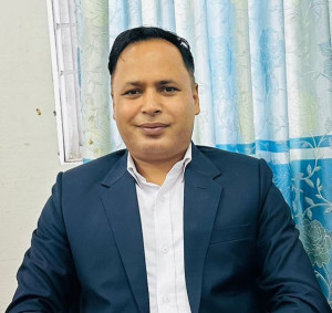 टिकाराम निरौला