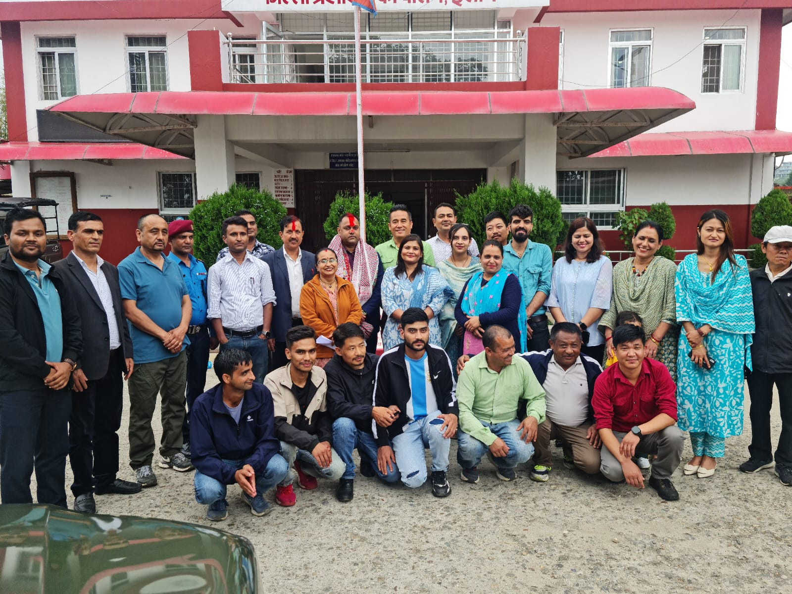 प्र‍.जि.अ. श्री इन्द्र देव यादवज्यू को विदाइ कार्यक्रमको तस्विरहरु ।।